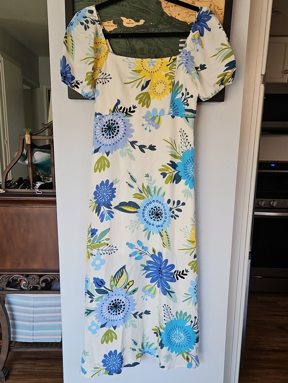 NwT blu Pepper Floral Midi Dress